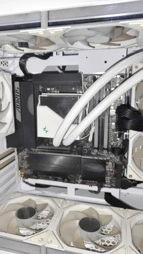 B650M AORUS ELITE AX