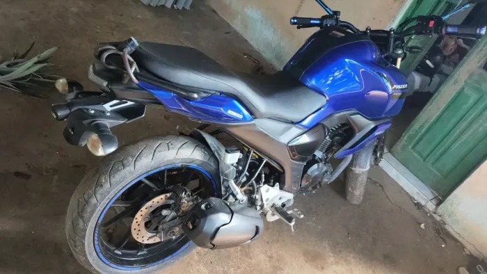 Moto FZ15