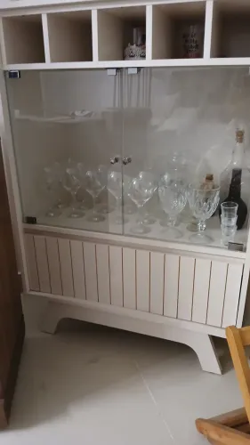 Barzinho cristaleira