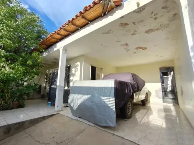 Casa á venda na ramadinha - R$ 130.000,00