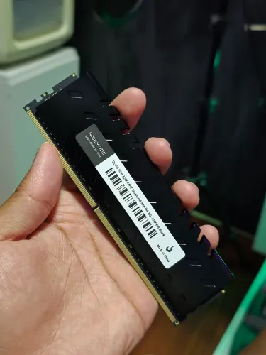 16GB de RAM DDR4 (2X8) 3200MHZ Rise Mode