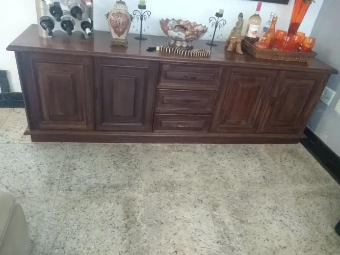 Buffet madeira maciça