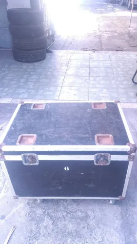Case equipamentos de som e luz 