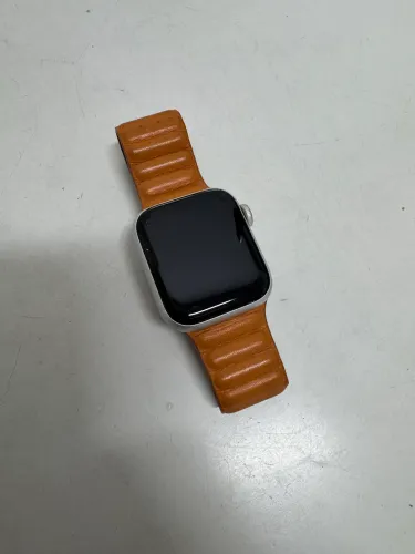 Apple Watch SE 40mm usado