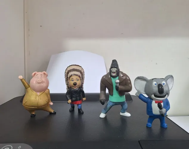 Figuras Colecionáveis McDonald's (SING, PETS, Mário Bros etc)