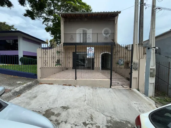 Casa para Locação em Mogi das Cruzes, Vila Oliveira, 3 dormitórios, 1 suíte, 2 banheiros