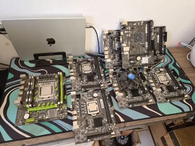 Lote 8 Placas-Mae + 7 Processadores - 6 Kit i3-6100, Kit Xeon E5-2630 e Placa AM4