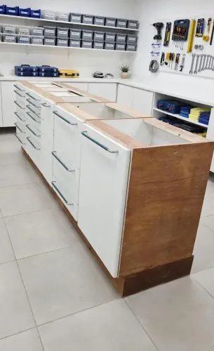 armário odontológico em perfeito estado