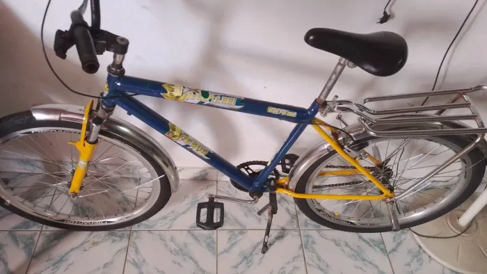 Tenho uma bicicleta pra vender 