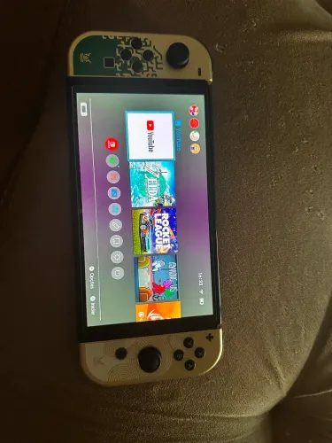Vendo Nintendo Switch o Led Zelda, completo com todos os acessórios