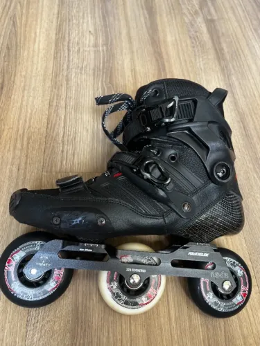 Patins Poweslide Hardcore Evo Base Nexus Roqueável 90mm