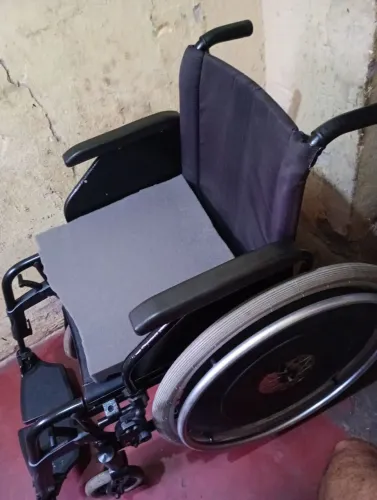 Cadeira de rodas semi nova ortobras entrego Atacadão Av B reis