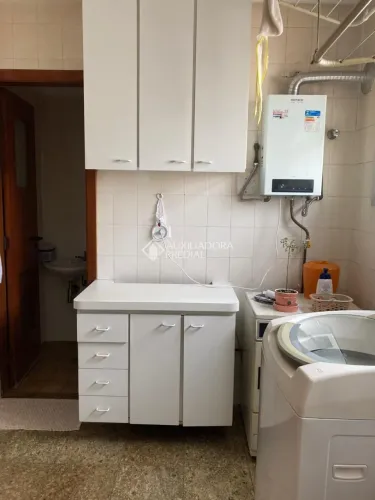 Aluga-se apartamento 4 dormitórios sendo 1 suíte, 3 vaga, Perdizes, São Paulo - SP