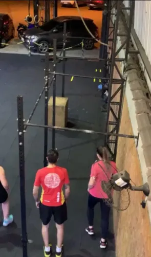 Rack Crossfit Grande Reforçado - Cabe 8 Pessoas - 3 Baías