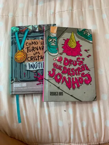 Kit livros o Deus que destrói sonhos como se tornar um cristão inútil