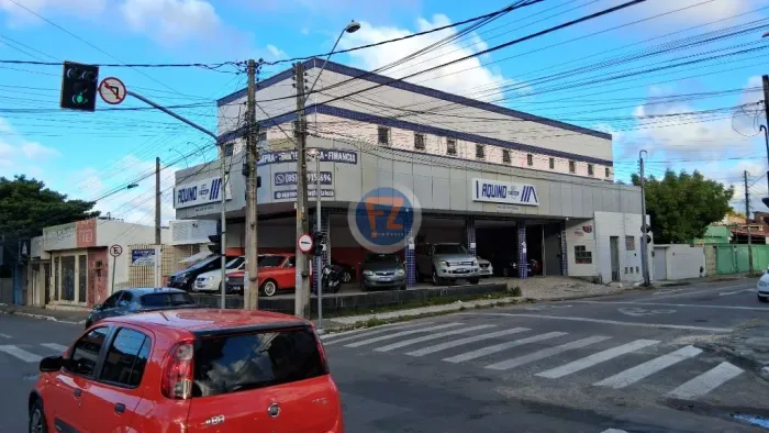 More na Parquelândia - Kitnet com 1ª Locação - O aluguel baixou, últimas unidades. Cód.880
