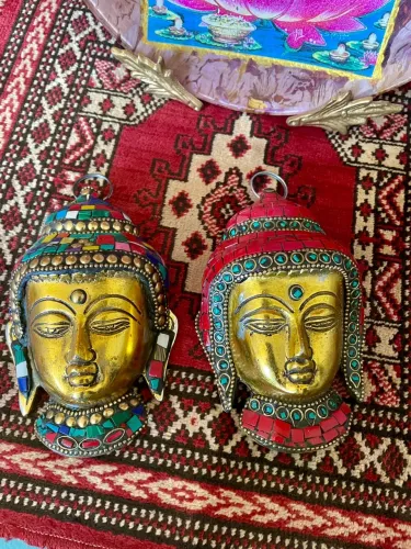PAR DE MÁSCARAS DE PAREDE BRONZE MACIÇO BUDA MARROQUINO