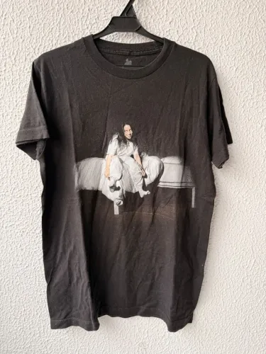 Camiseta Billie Eilish, preta