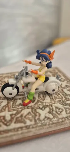 Lunch Dragon Bal Z com moto