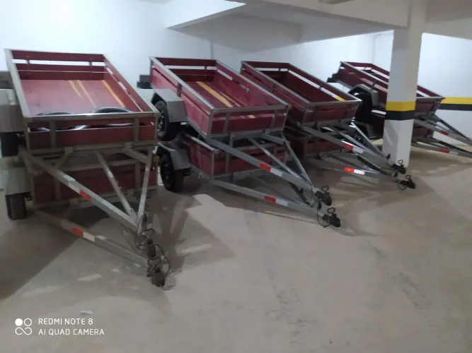 Carretinha fazendinha 0km