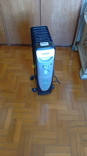 Aquecedor À Óleo Mondial - Preto/cinza 1500w 110v