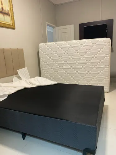 Cama Casal Ortobom + Colchão Herval Semi Novo - Excelente Estado