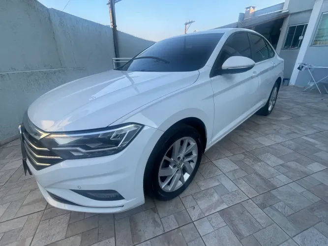 Volkswagen Jetta Comfortline 1.4 TSI 16V 4P Aut. 2018