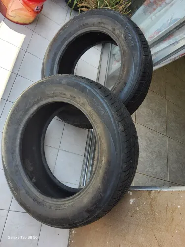 Pneus novos 