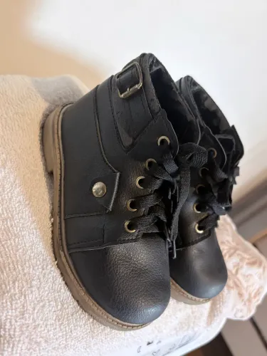 Bota infantil