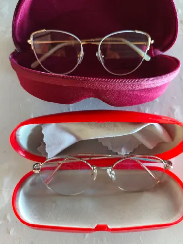 2 armações de óculos feminino - gatinho e arredondado