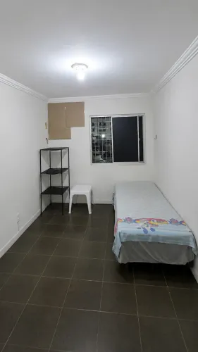 Alugo quarto em apartamento bairro Ponto Novo