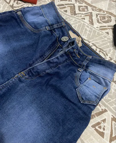 Calça jeans semi nova