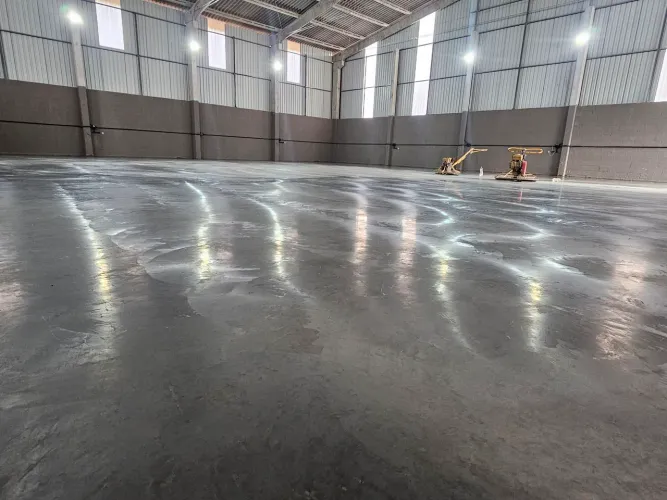 PISO DE CONCRETO POLIDO com bailarina 