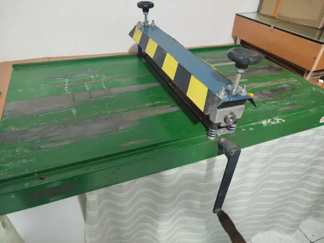 Vendo Máquina de Corte e Vinco, manual, 50cm