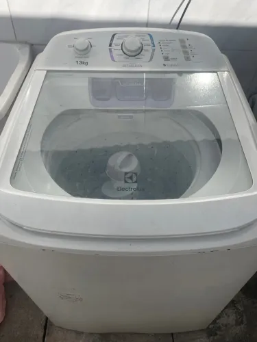 Máquina de lavar Electrolux 13kg JETECLEAN