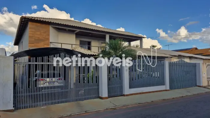 Casa exclusiva com 5 quartos em Condominio fechado na Vicente Pires