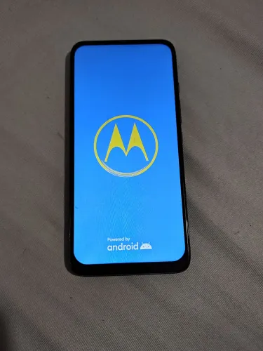 Moto one fusion plus