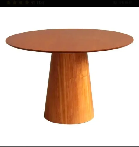 Mesa de jantar redonda em madeira com 4 cadeiras
