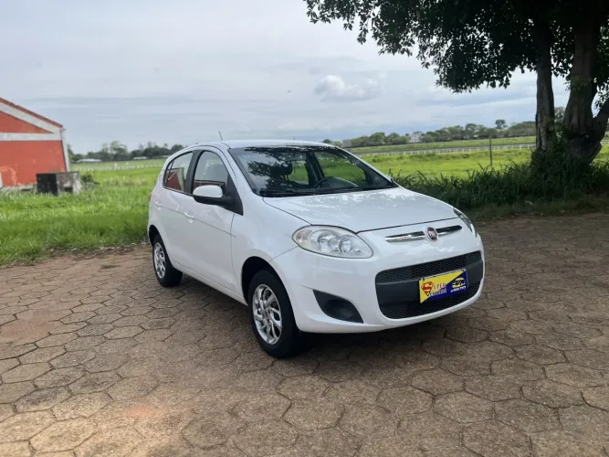 Fiat Palio Attractive 1.0 EVO Fire Flex 8V 5P 2015