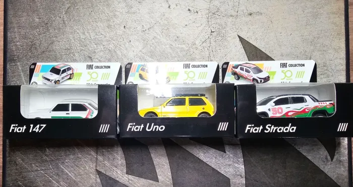 Set Fiat Collection 50 anos 147 Uno Strada