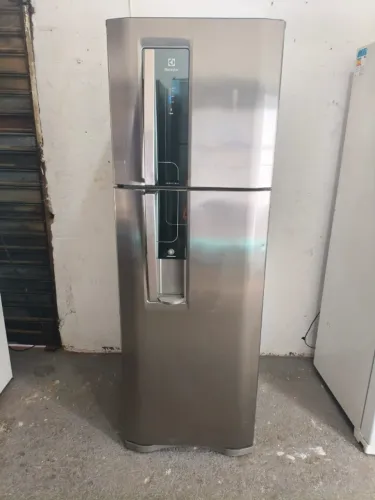 Geladeira ELECTROLUX INOX DW42X Frost Free 380 Litros 127 volts
