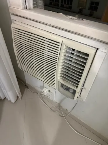Ar-condicionado de janela Springer Midea 18.000 BTUs