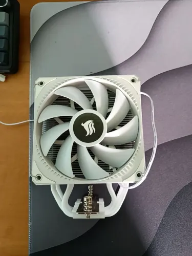 Air cooler Pichau Sage V2 muito novo