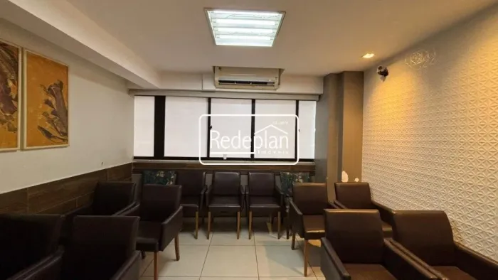 Salas comerciais na Vila Santa Cecilia- VR