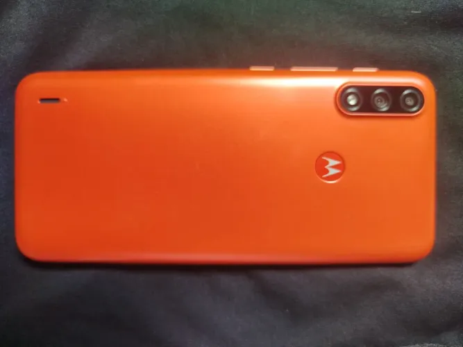 Motorola E7 sem avaria