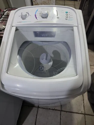 Maquina de lavar Electrolux 10kg funcionando perfeitamente