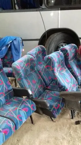 Banco de Ônibus Marcopolo com cinto de segurança