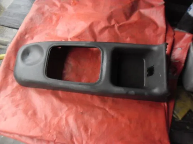 Console Corsa Classic 07/12 Original Gm Muito Inteiro