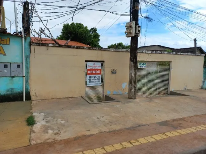 A.Moura Gestor Imobiliário-um Excelente Terreno com Casa no Santíssimo em Santarém, 11x30