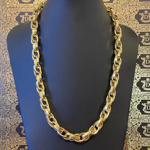 Conjunto em ouro 18 k 80 gramas